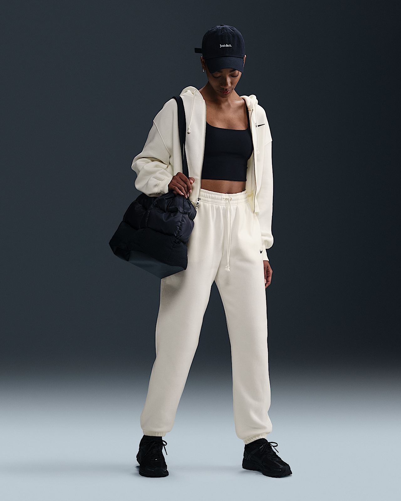Женские  Nike Sportswear Phoenix Fleece High-Waisted Oversized Sweatpants