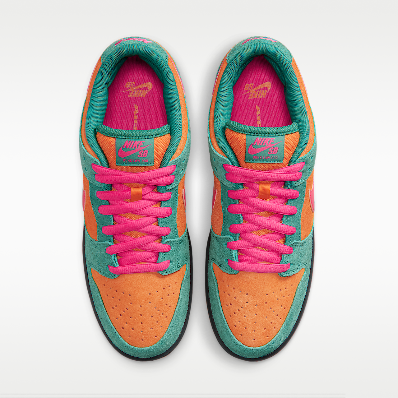 Nike Dunk Low sneaker Green Noise/Light Curry/Off Noir/Watermelon
