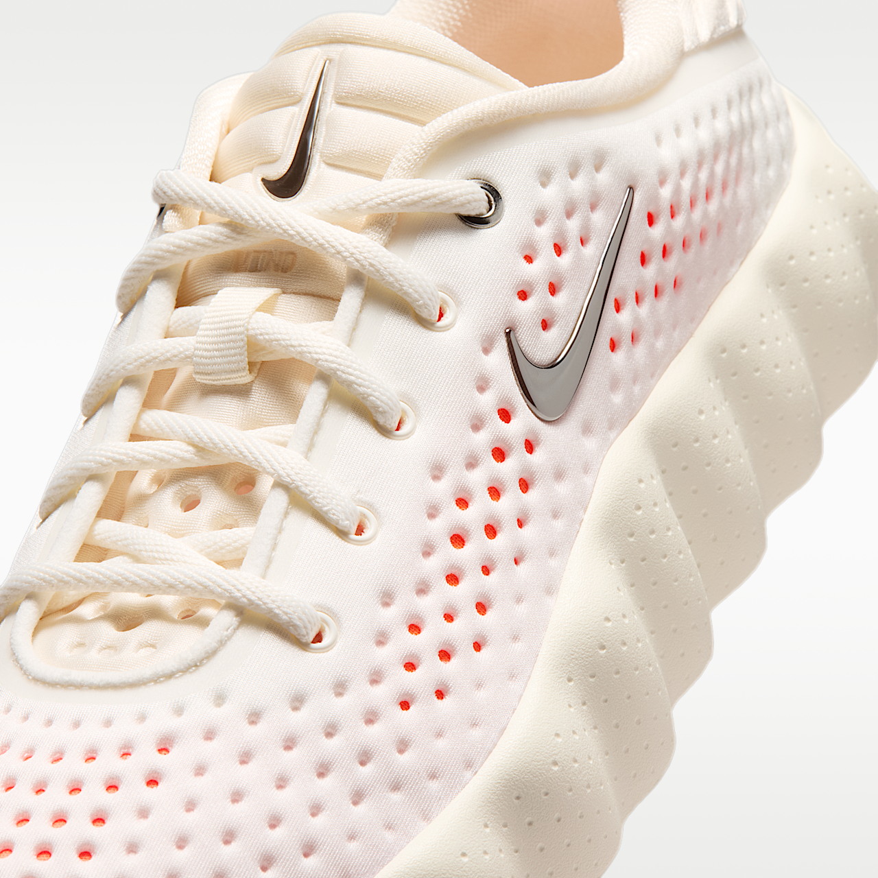 Nike  sneaker Sail/Chalk/Hyper Crimson/Chrome