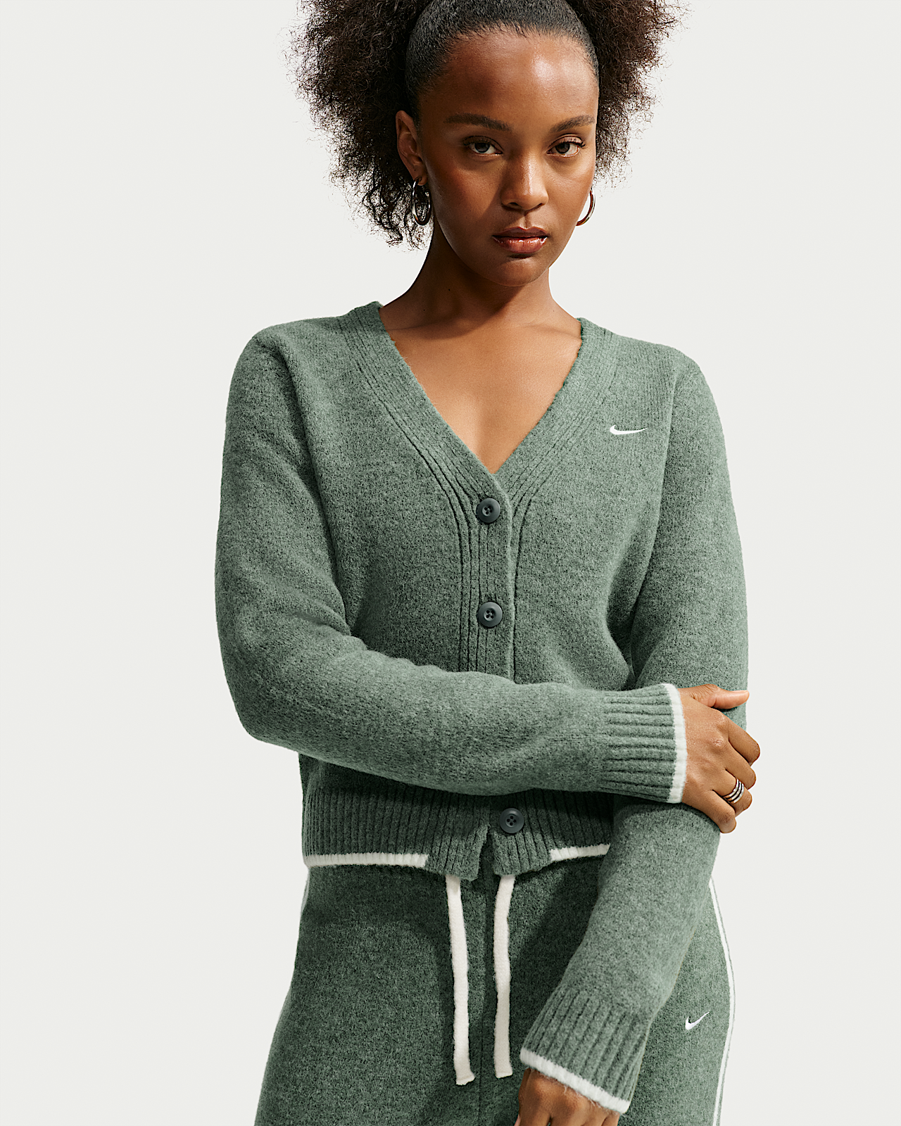 Женские  Nike Sportswear Chill Knit Slim Cardigan