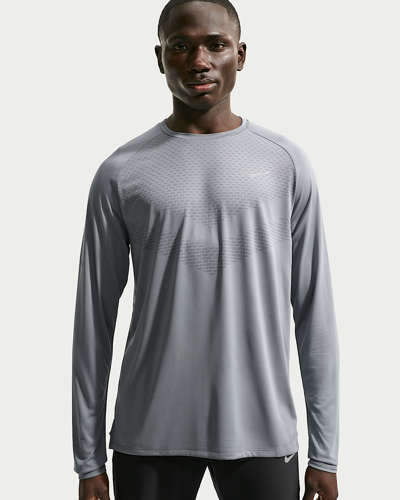 Мужские  Nike Stride Dri-FIT ADV Long-Sleeve Top для бега