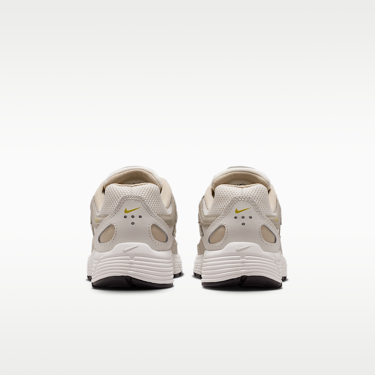 Nike P-6000 sneaker Phantom/Cream II/Zwart/Saffron Quartz