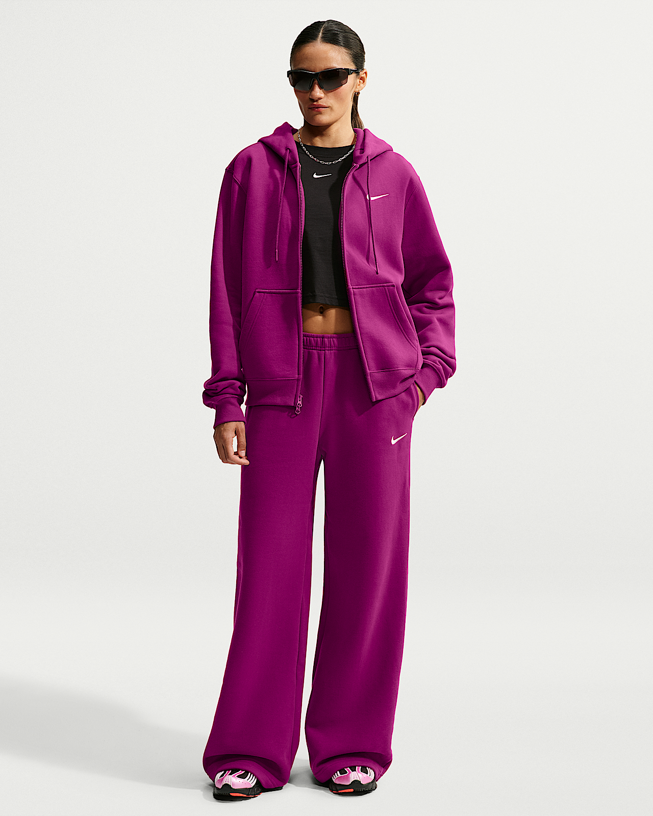 Женские  Nike Studio Fleece Medium Weight Mid-Rise Wide-Leg Pants