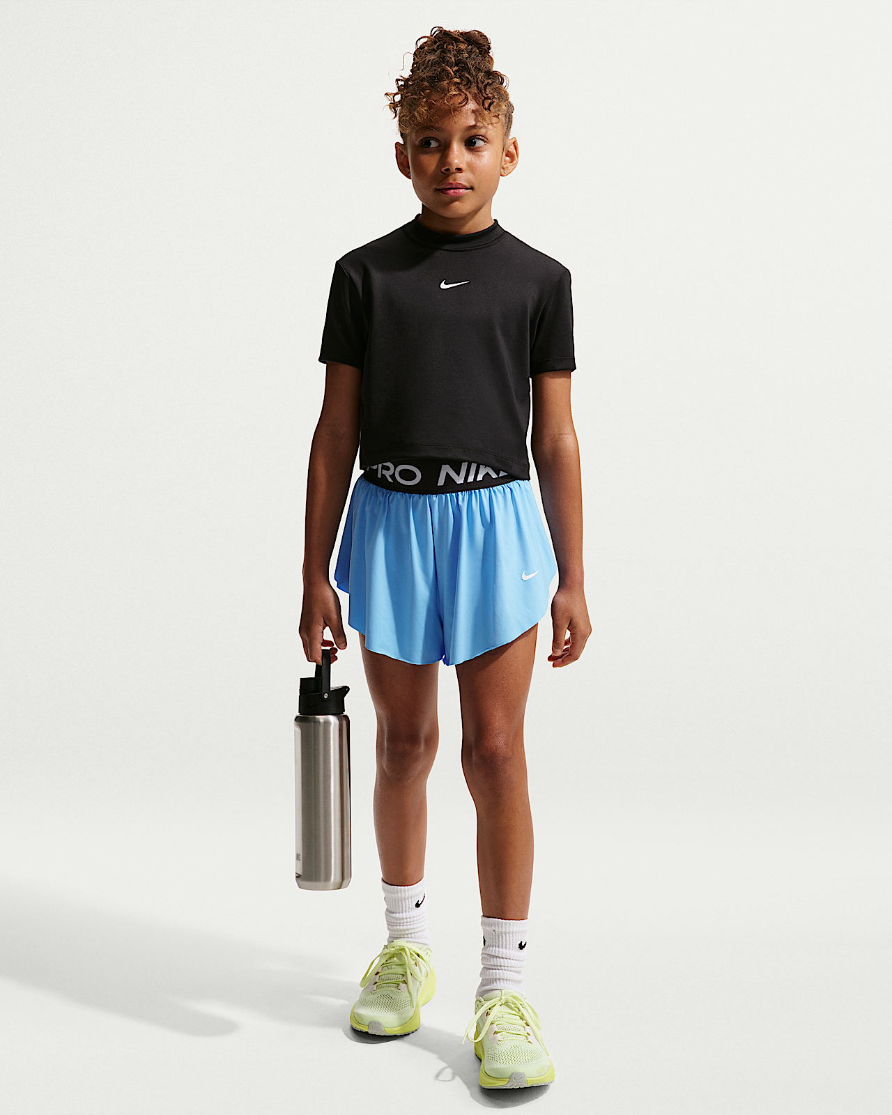 Детские шорты Nike Pro Big Kids' (Girls') Dri-FIT 2-in-1 Shorts