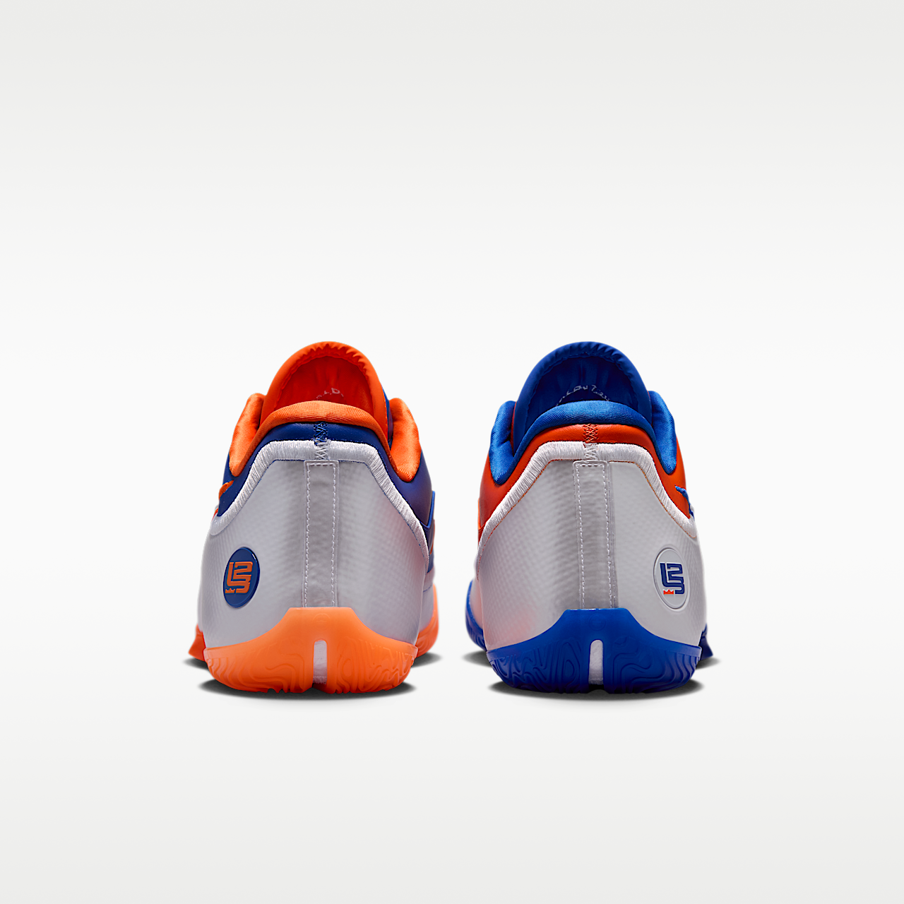 Nike LeBron sneaker Game Royal/Safety Orange/Wit