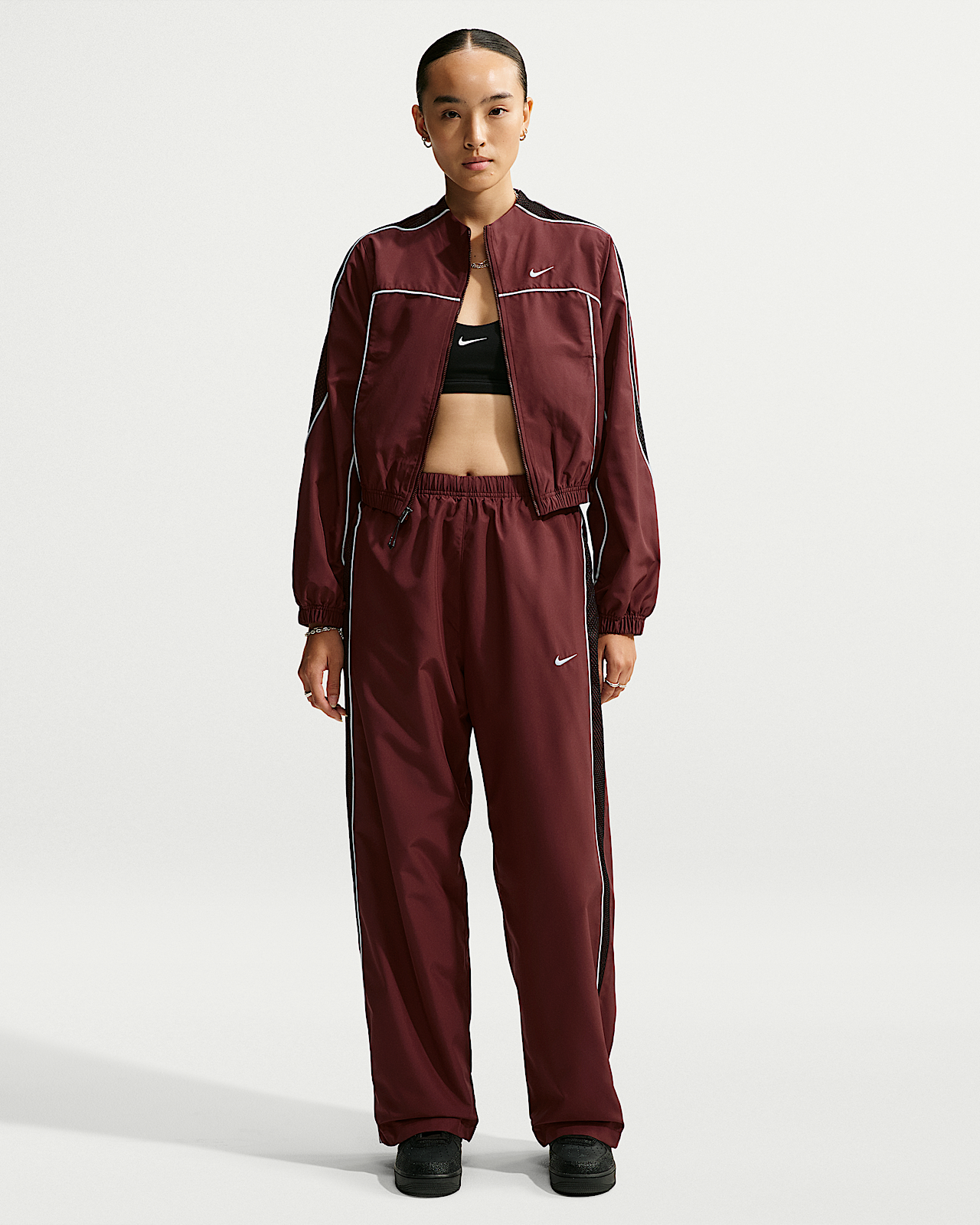 Женские спортивные штаны Nike Sportswear Loose High-Rise Track Pants