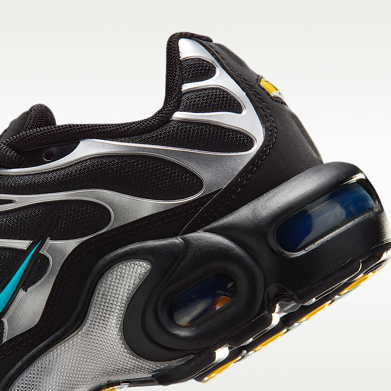 Nike Air Max Plus sneaker Zwart/Chrome/Gamma Blue