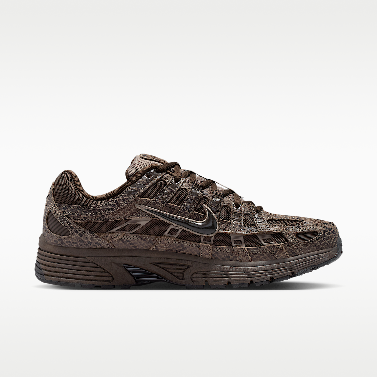 Nike P-6000 sneaker Velvet Brown/British Khaki/Zwart/Light Chocolate