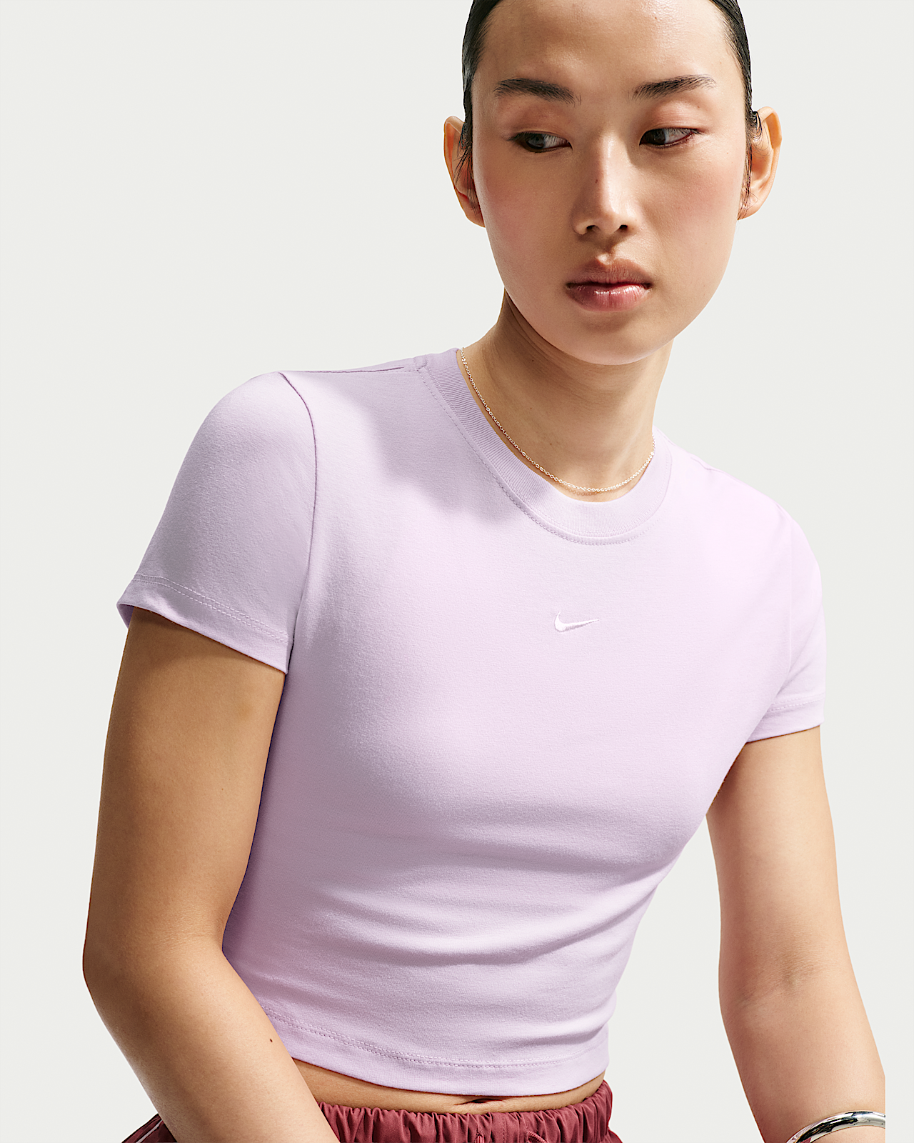 Женская футболка Nike Sportswear Chill Knit Cropped