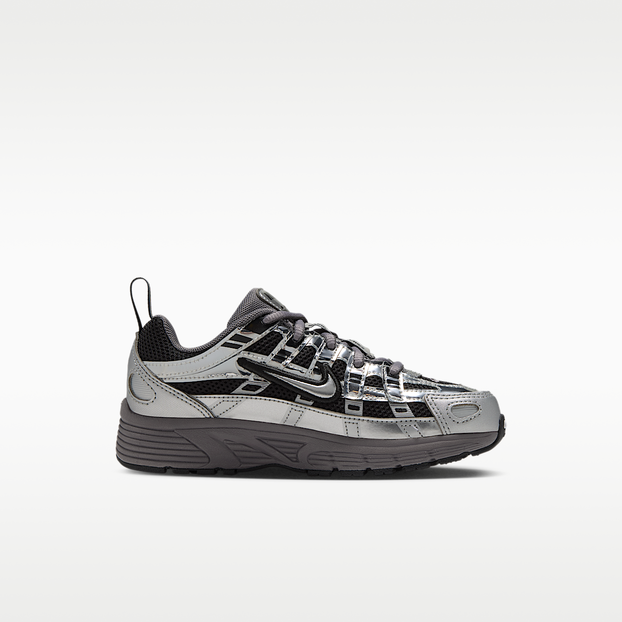 Nike P-6000 sneaker Zwart/Pencil Point/Dark Grey/Metallic Silver