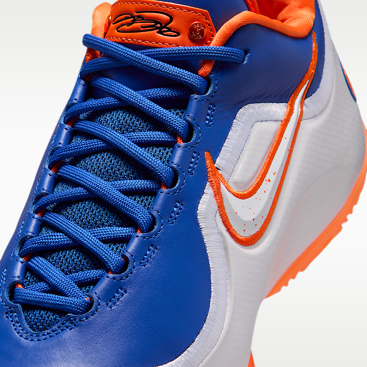 Nike LeBron sneaker Game Royal/Safety Orange/Wit