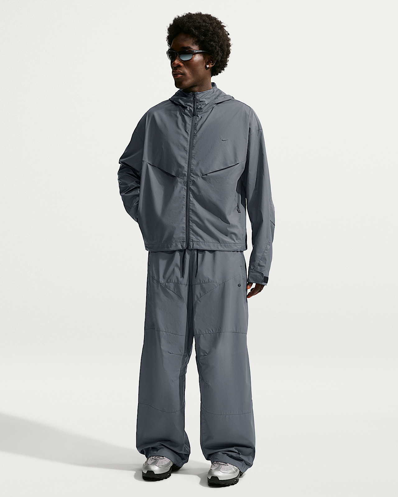 Мужские  Nike Tech Loose Reflective Pants
