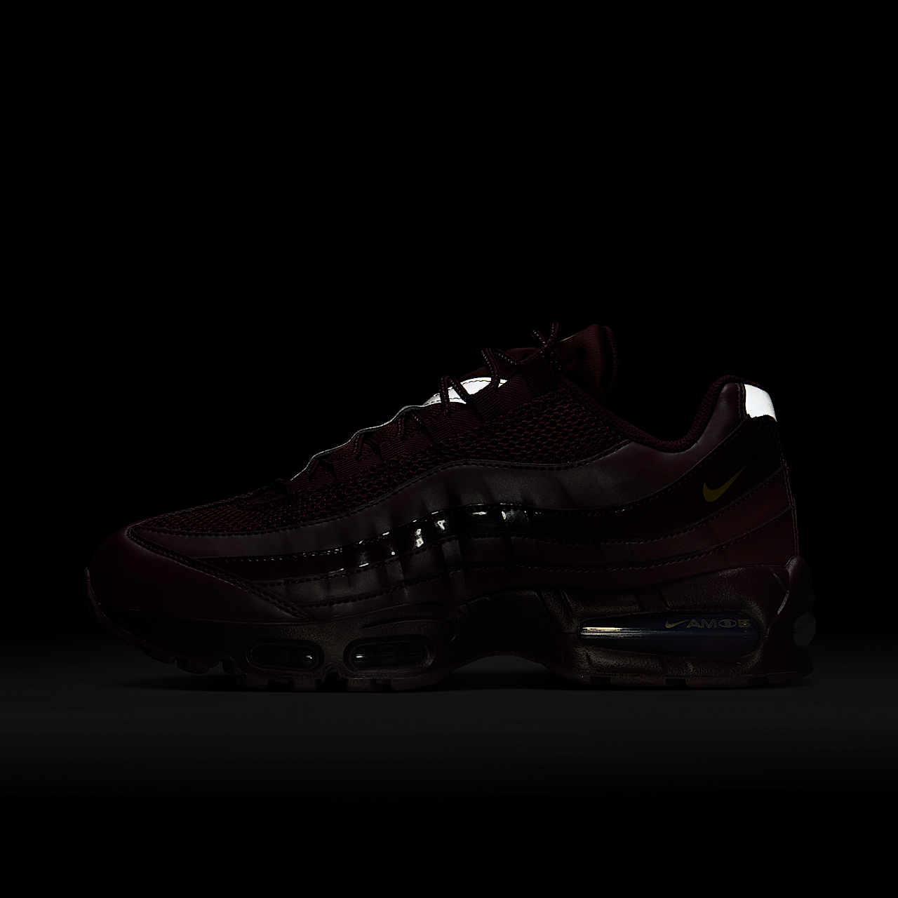 Nike Air Max sneaker Burgundy Crush/Zwart/Metallic Silver/Metallic Gold