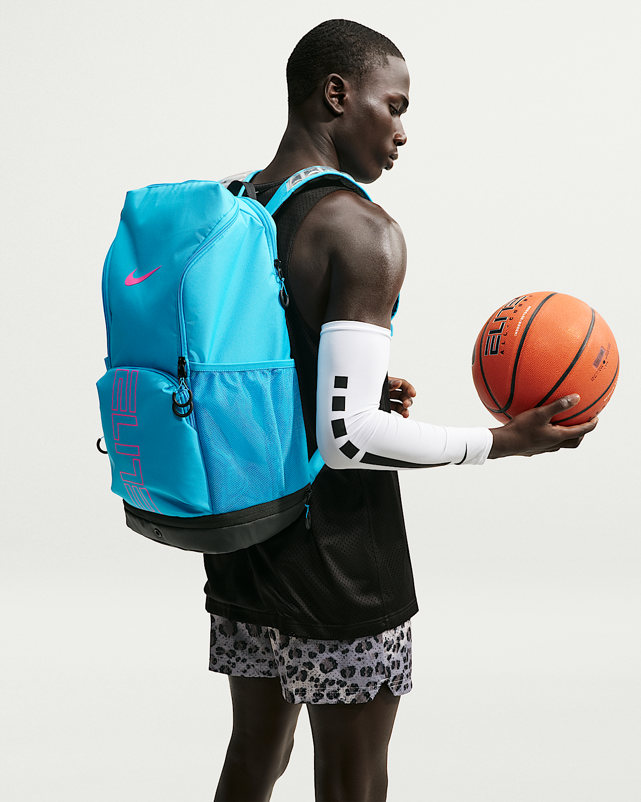 Женский рюкзак Nike Varsity Elite Backpack (32L)