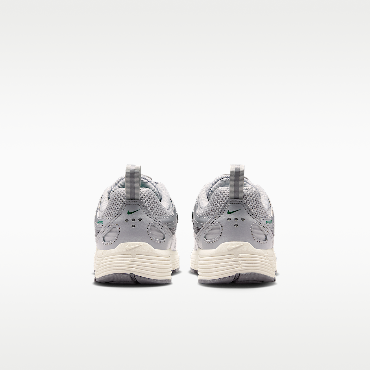 Nike P-6000 sneaker Grey Fog/Metallic Silver/Sail/Malachite