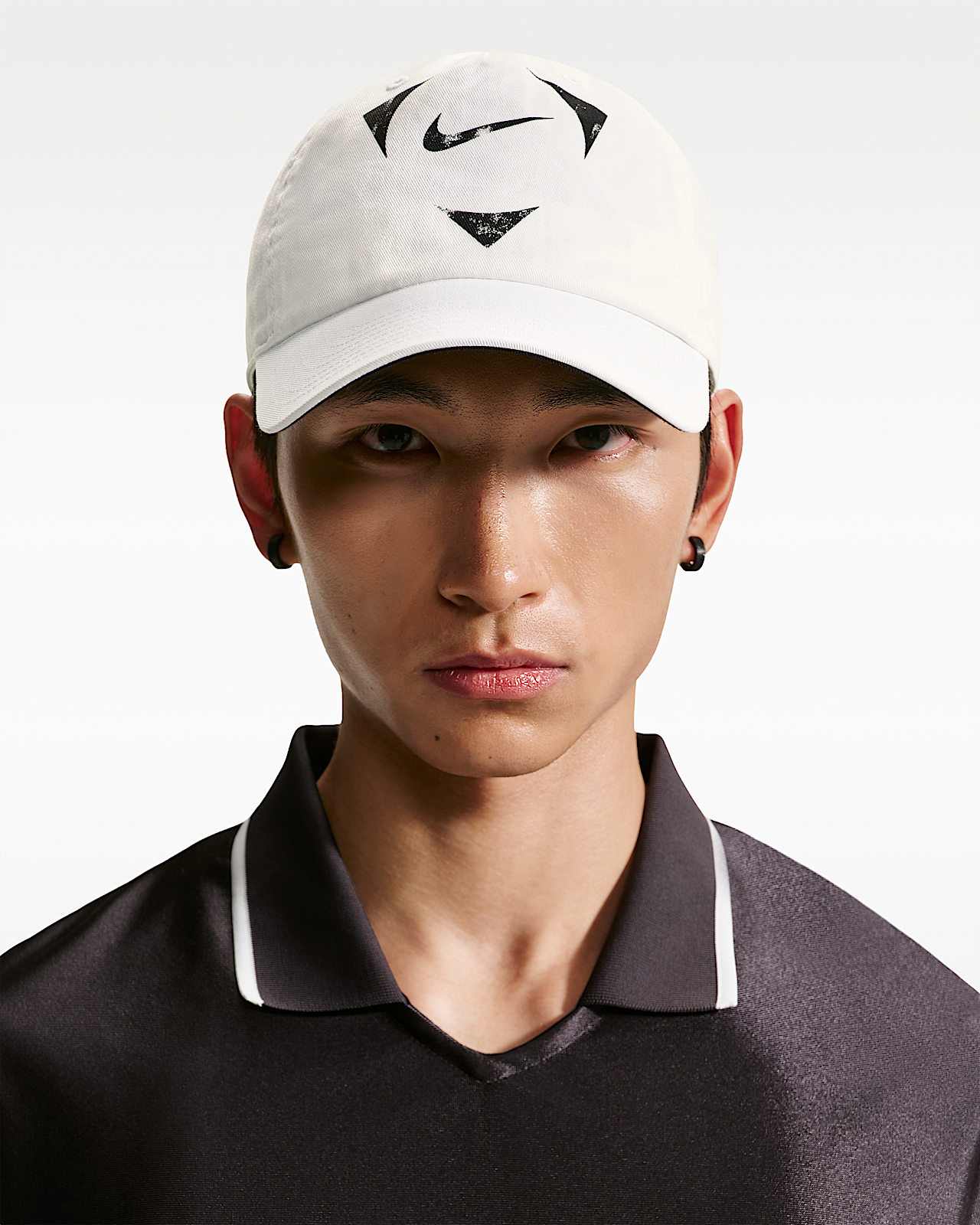 Женская кепка Nike Club Soccer Adjustable Cap