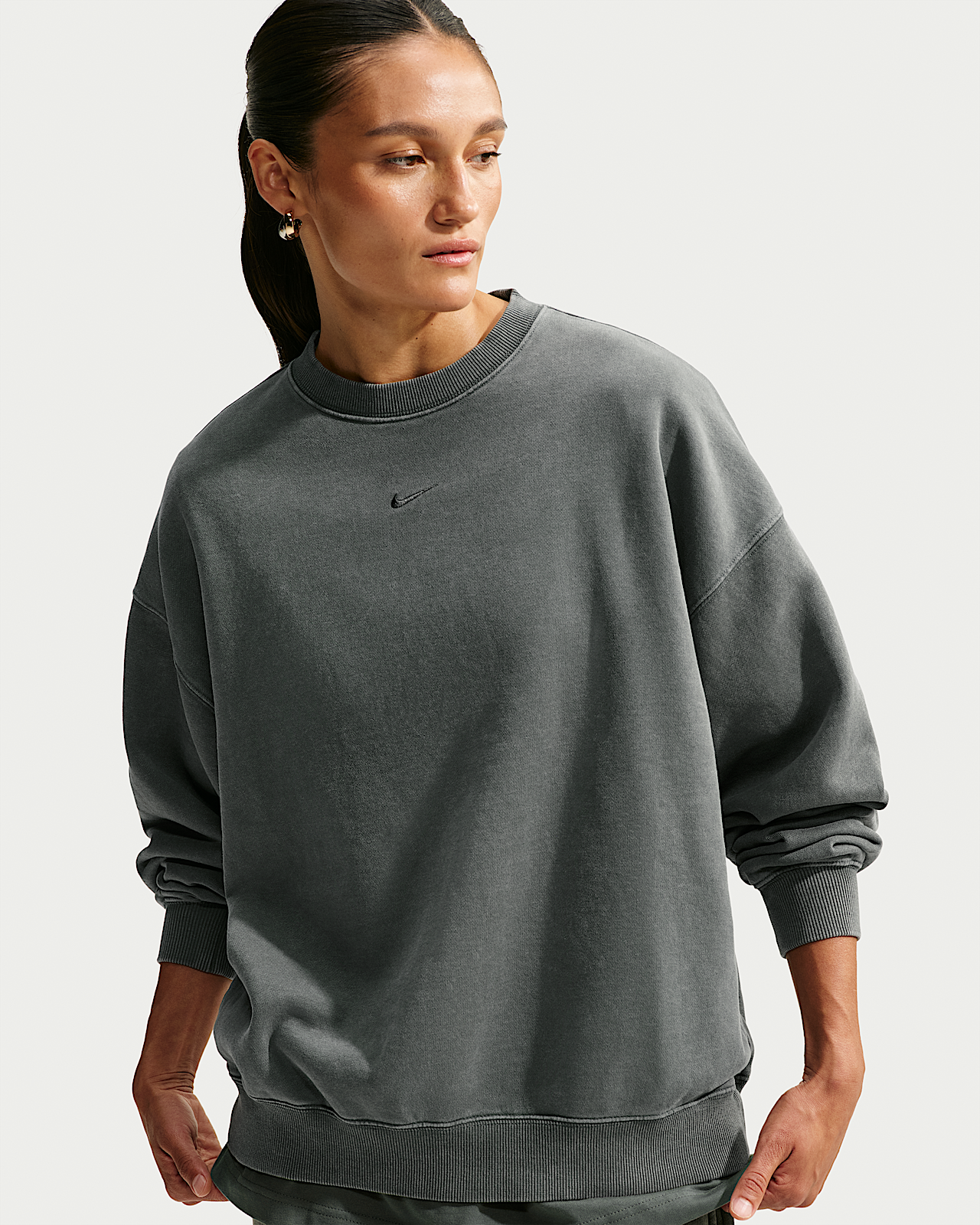 Женский свитшот Nike Studio Fleece Medium Weight Oversized Washed Crew-Neck