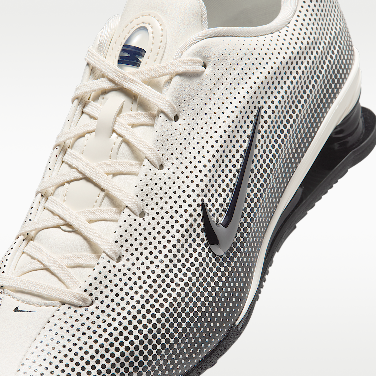 Nike Nike Shox sneaker Sail/Zwart