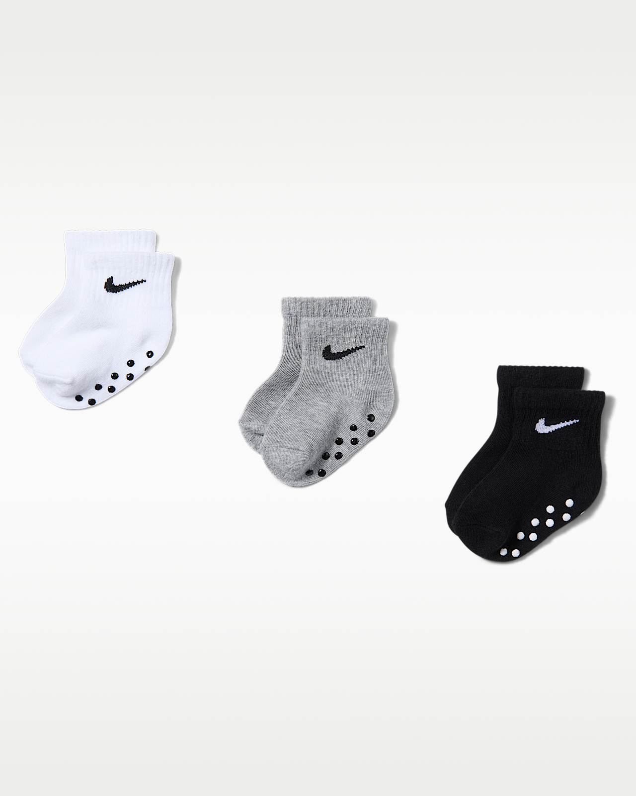 Детские носки Nike Baby Core Swoosh Gripper Socks (3 Pairs)
