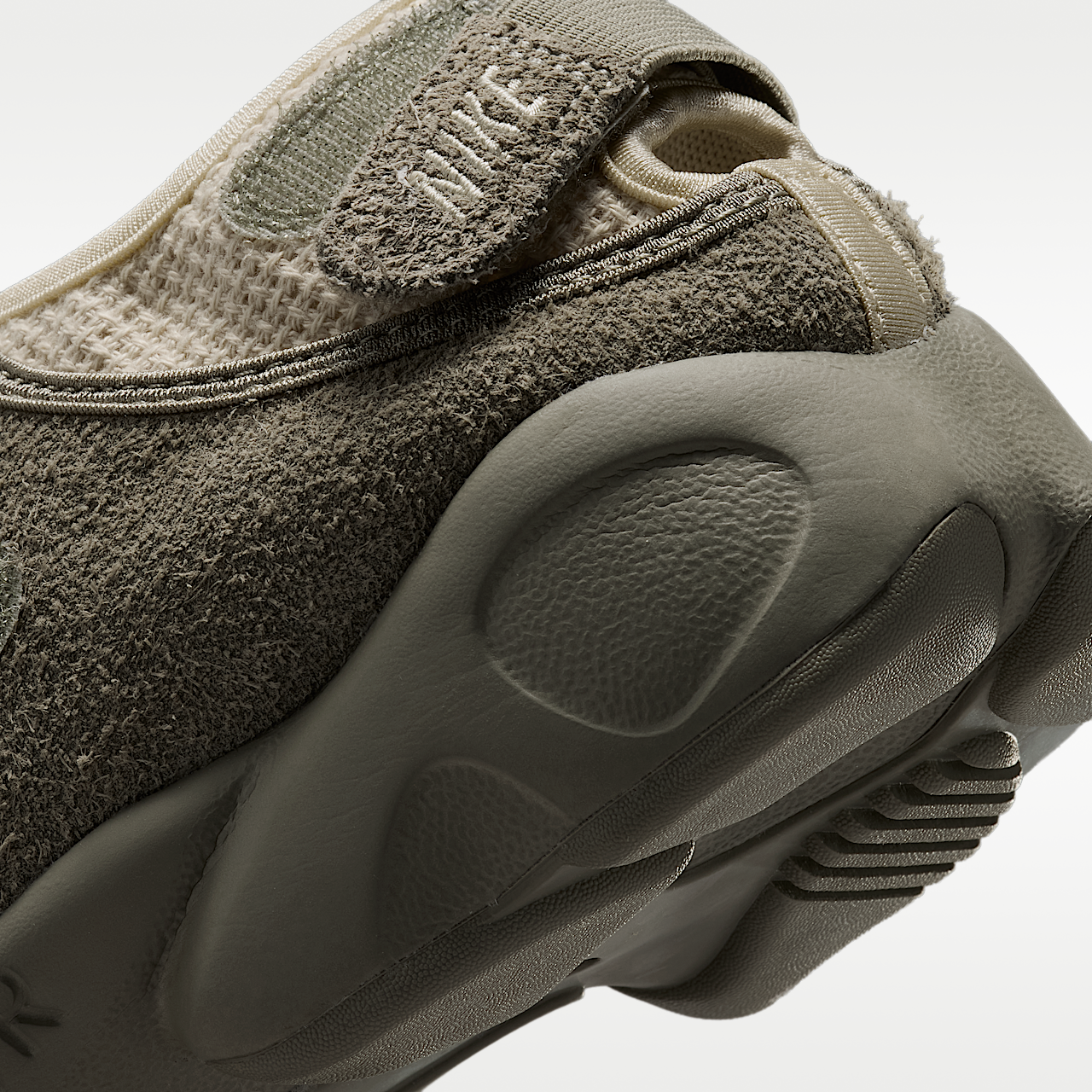 Nike  sneaker Light Khaki/Light Army