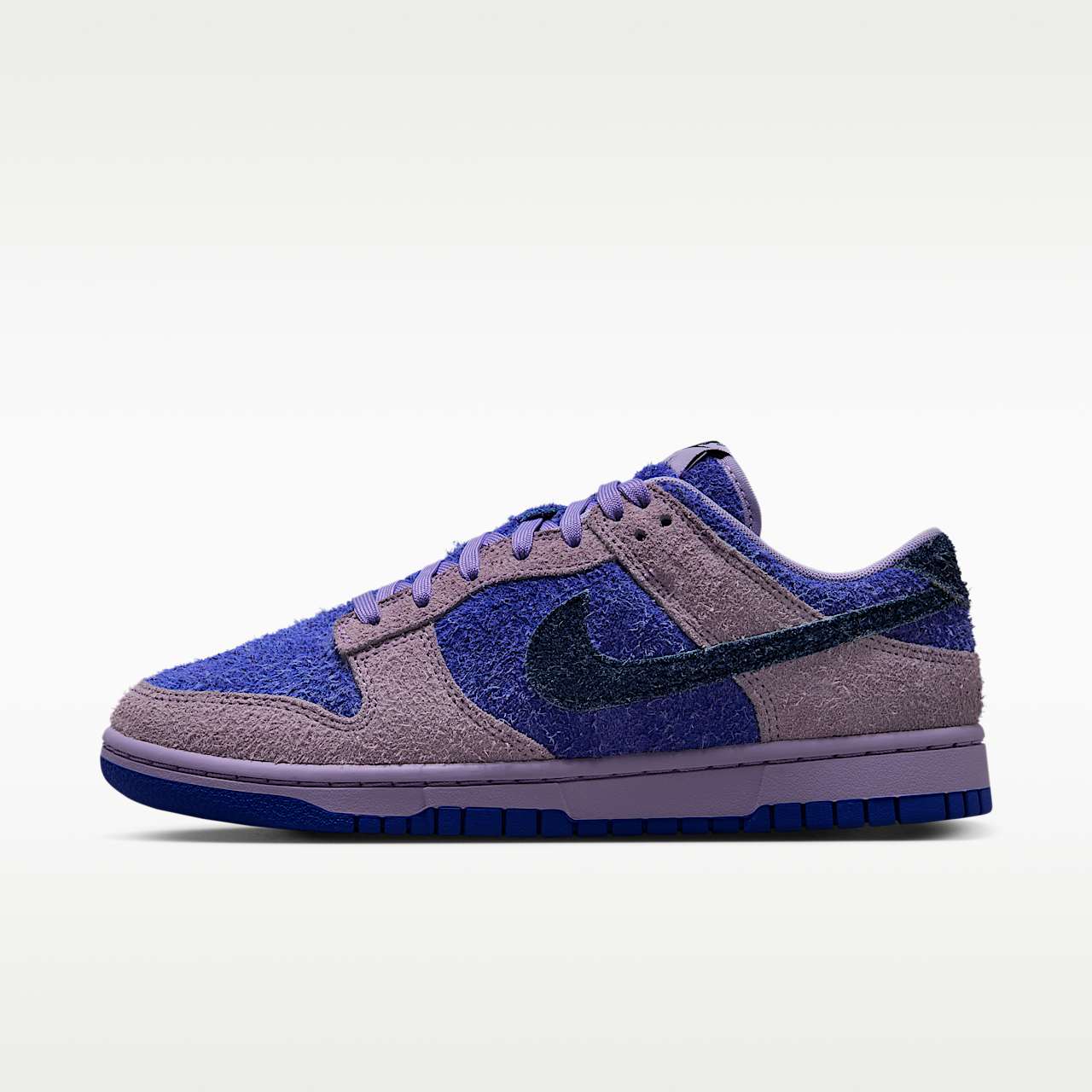 Nike Dunk Low sneaker Hydrangeas/Astronomy Blue/Deep Royal Blue