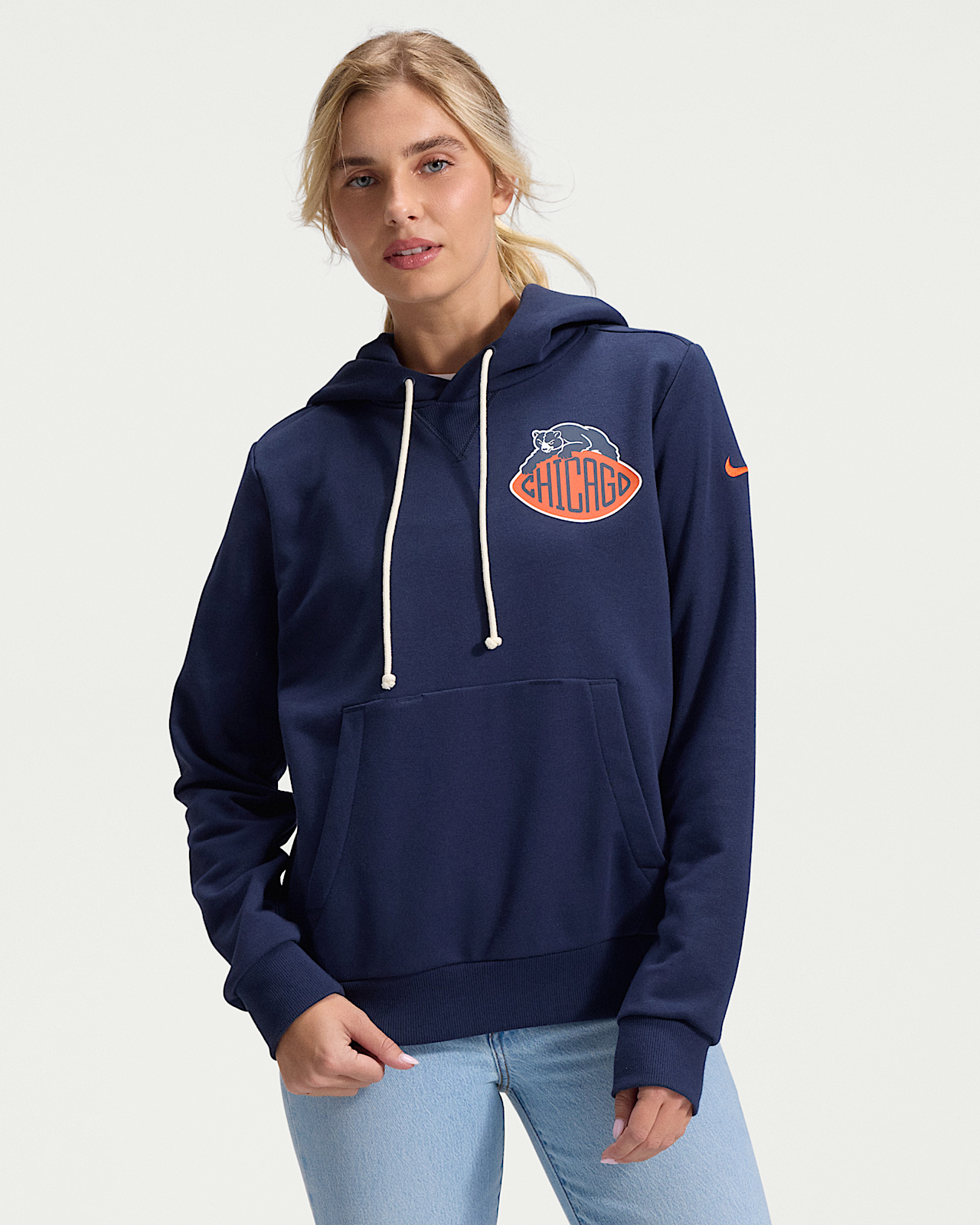 Женское худи Chicago Bears Rivalries Collection Sideline Nike Dri-FIT NFL Pullover Hoodie