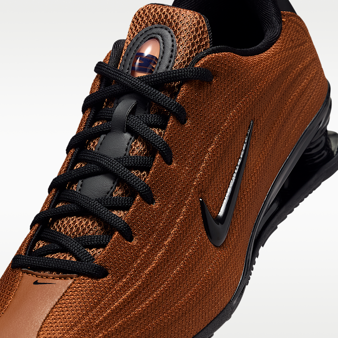 Nike Nike Shox sneaker Light British Tan/Zwart