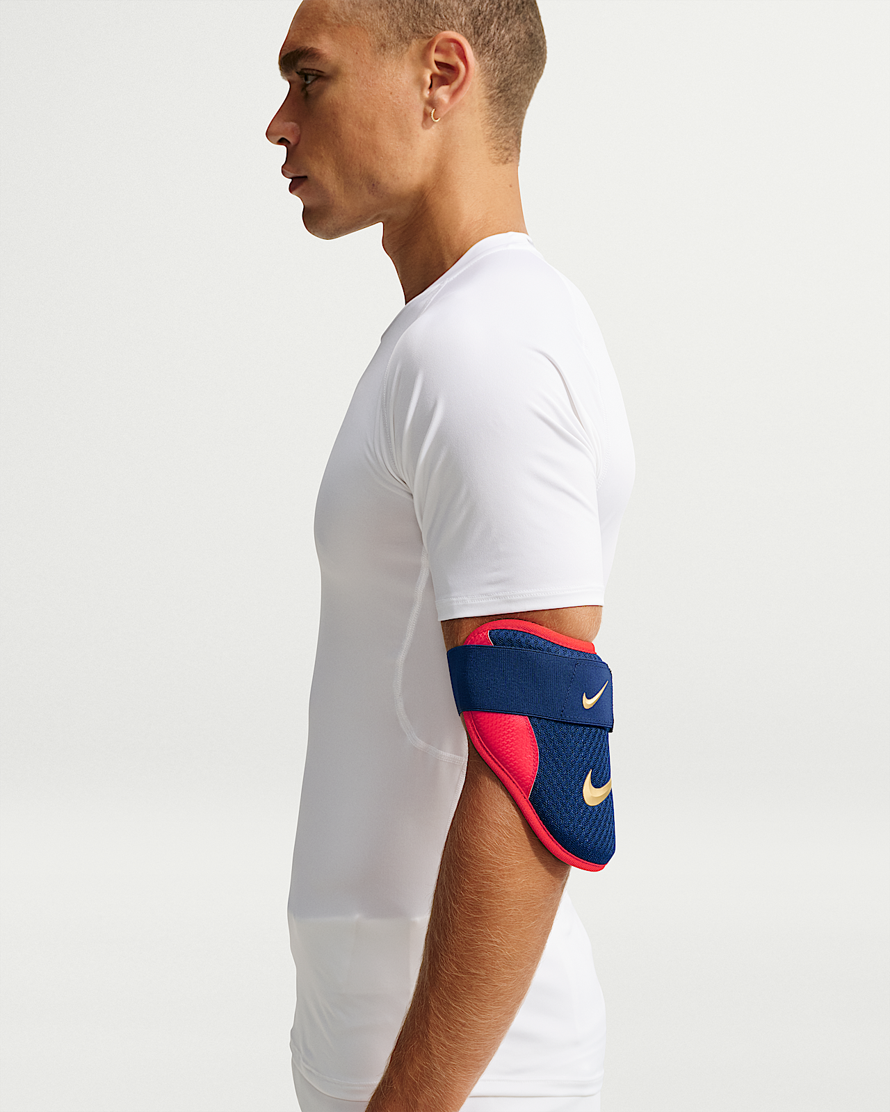 Женские  Nike Diamond Baseball Batter's Elbow Guard