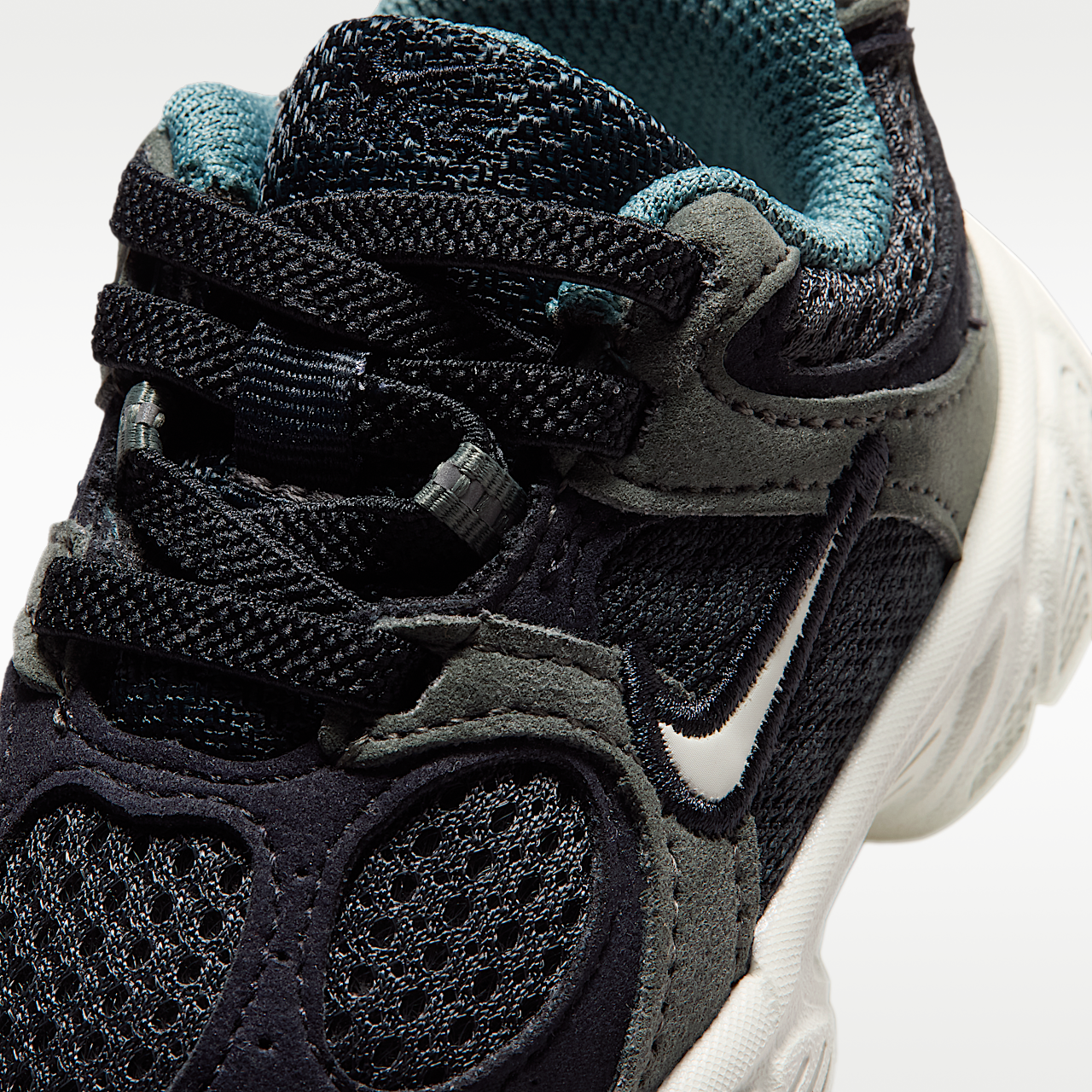 Nike  sneaker Team Black/Mineral Slate/Mineral Spruce/Spruce Aura