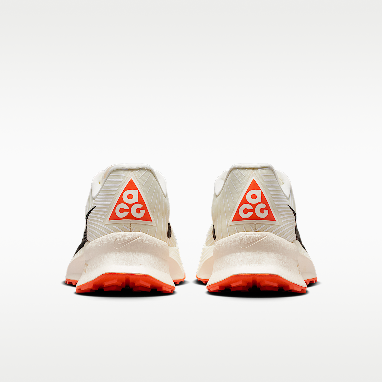Nike ACG sneaker Sail/Wit/Safety Orange/Zwart