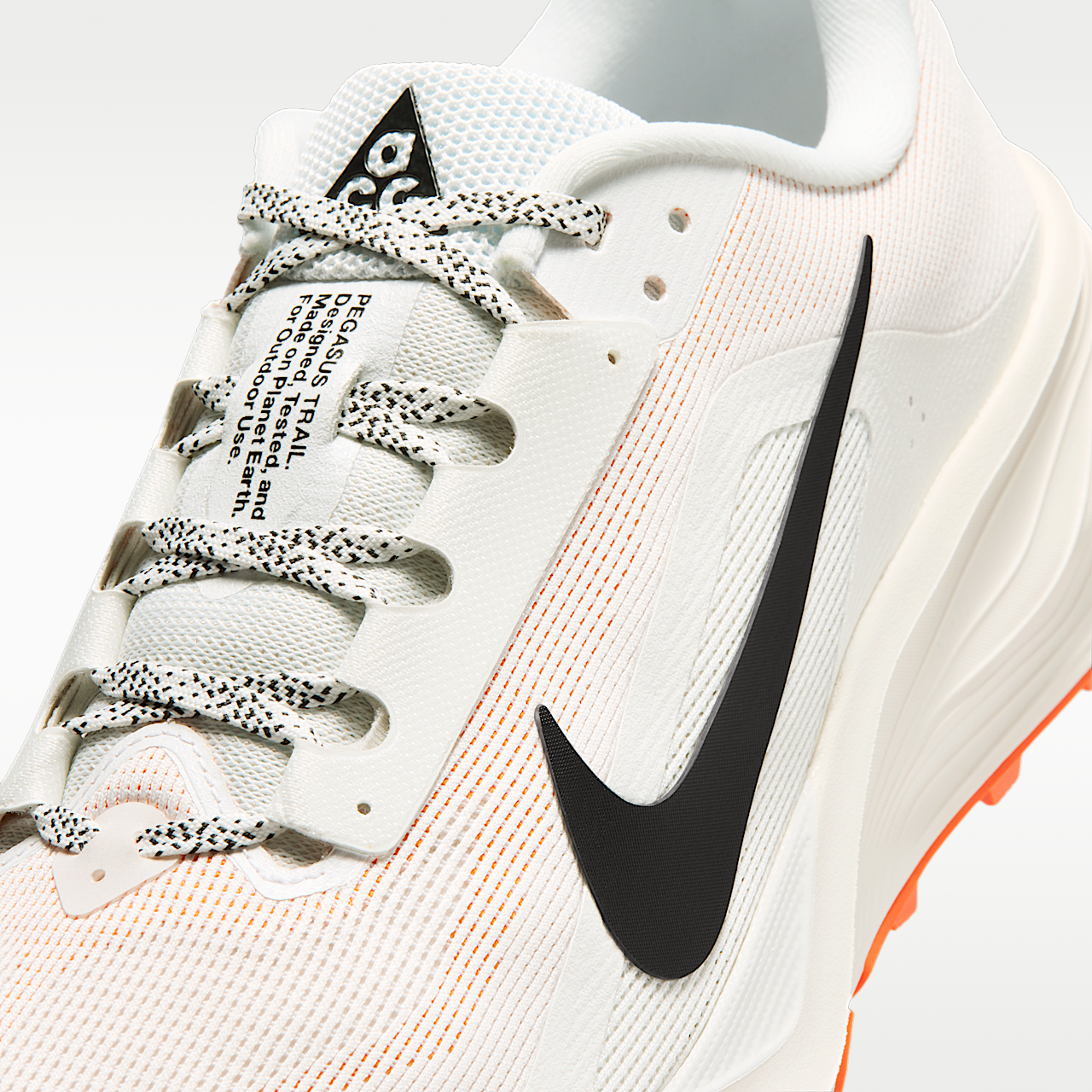 Nike ACG sneaker Summit White/Phantom/Safety Orange/Zwart