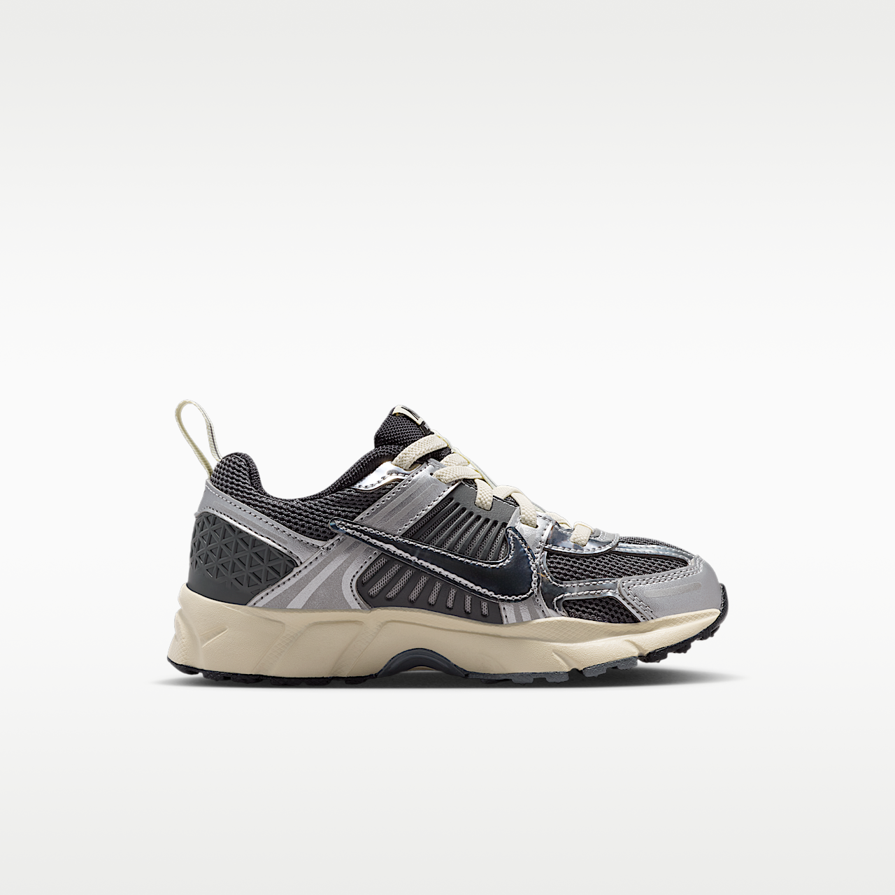 Nike Vomero sneaker Iron Grey/Metallic Silver/Coconut Milk/Chrome