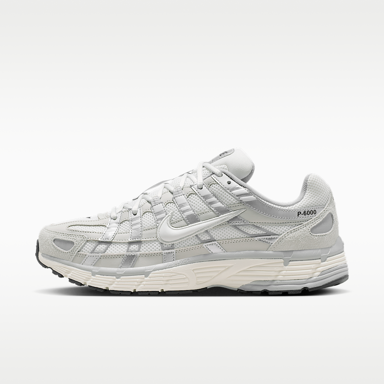 Nike P-6000 sneaker Light Bone/Pale Ivory/Zwart/Sail