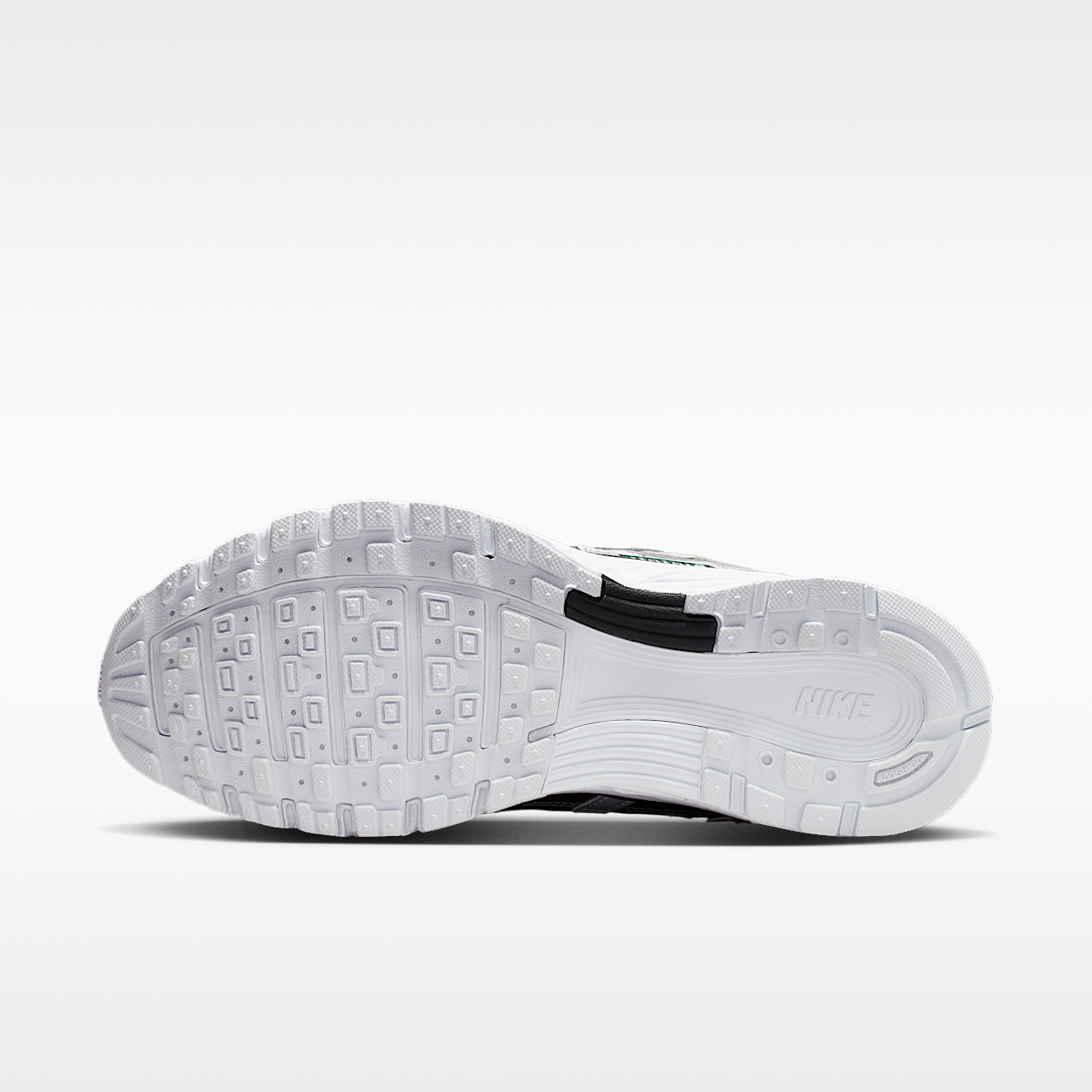 Nike P-6000 sneaker Wit/Off White/Dark Smoke Grey/Wit
