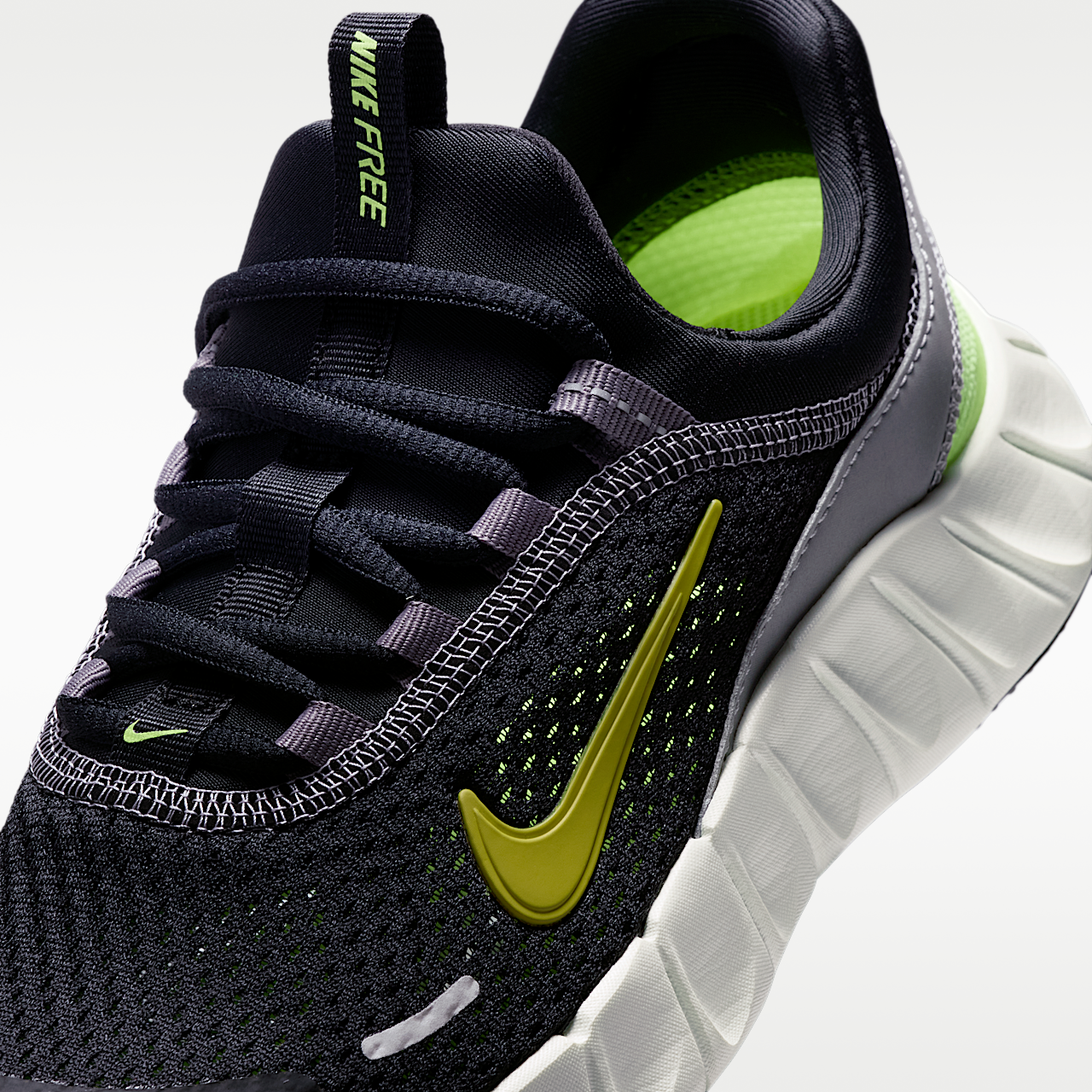 Nike Free sneaker Zwart/Pencil Point/Volt Ice/Saffron Quartz