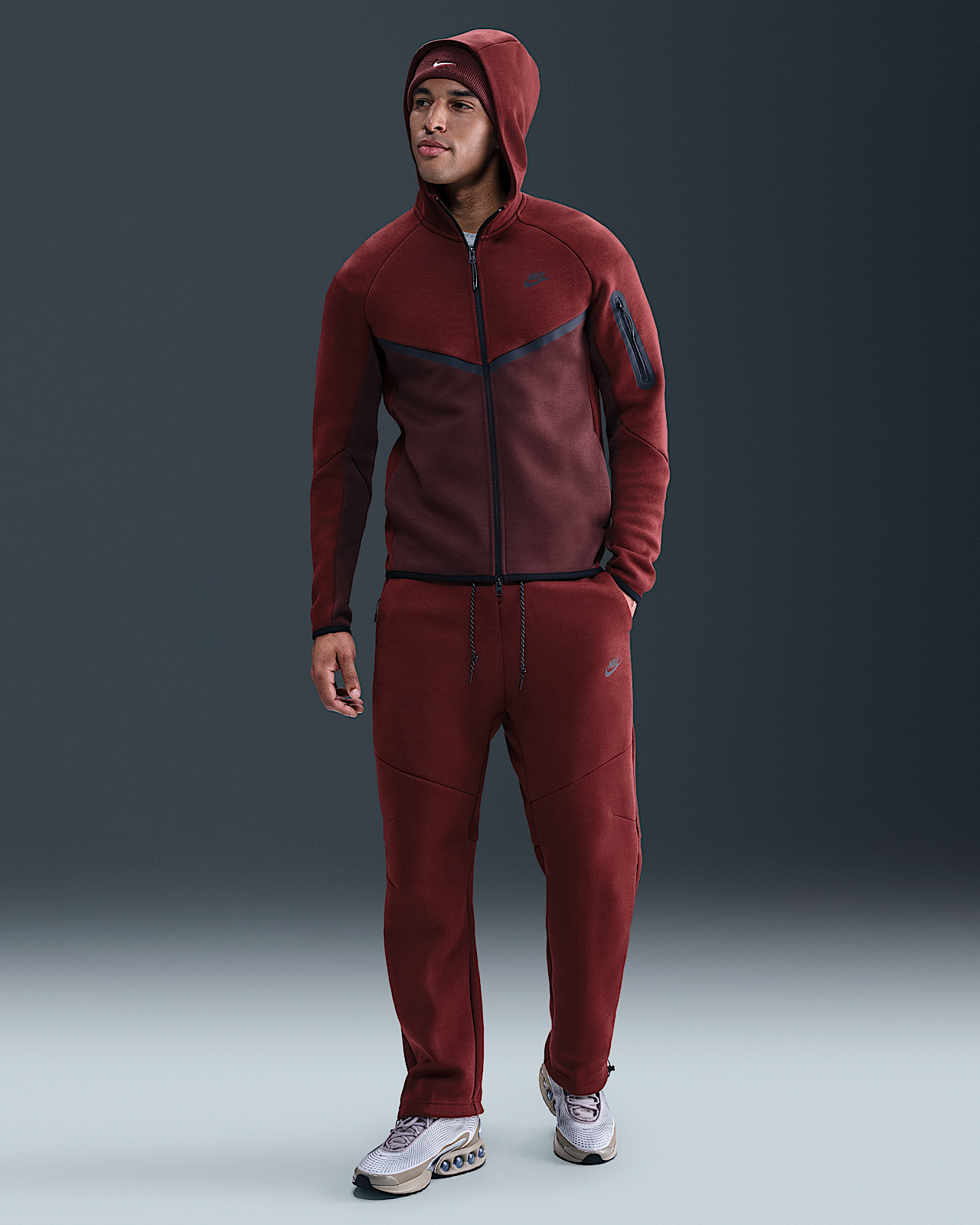Мужские  Nike Tech Open-Hem Fleece Pants