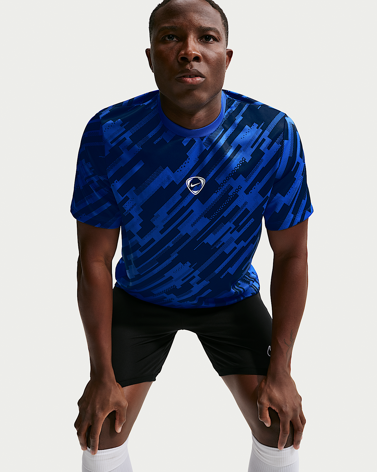 Мужские шорты Nike Academy+ Dri-FIT Soccer Short-Sleeve Top