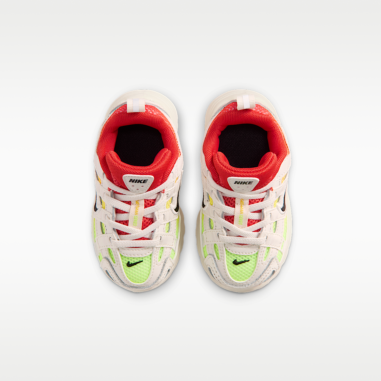 Nike P-6000 sneaker Sail/Cosmic Clay/Volt Ice/Zwart