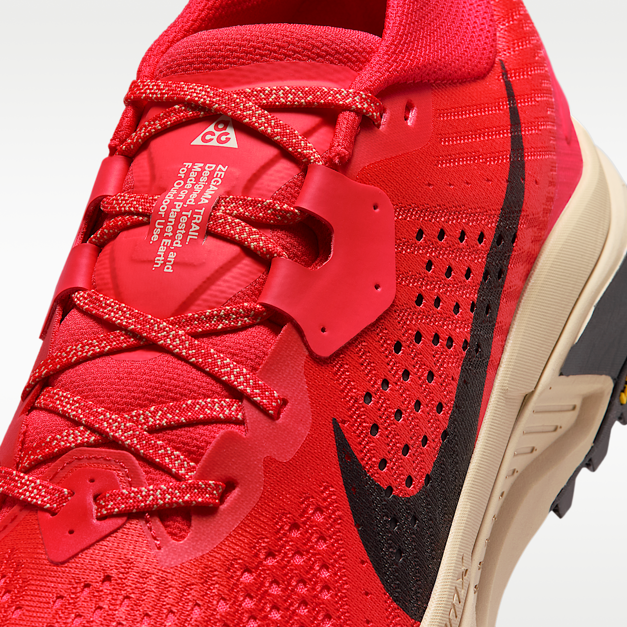 Nike ACG sneaker Light Crimson/Light Orewood Brown/Zwart/Zwart