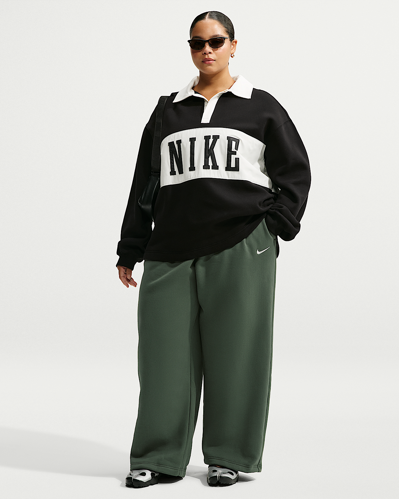 Женские  Nike Studio Fleece Medium Weight Mid-Rise Wide-Leg Pants