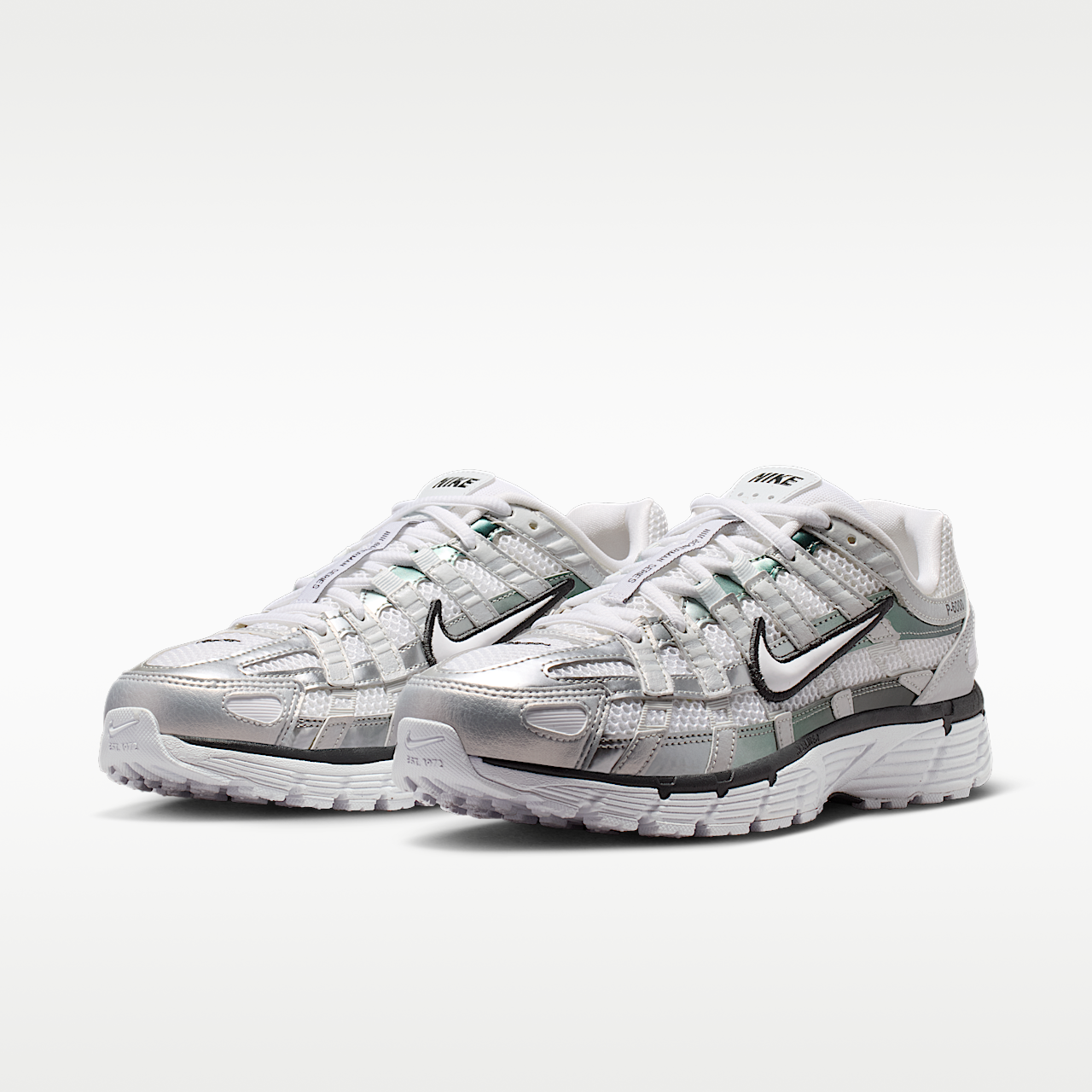 Nike P-6000 sneaker Wit/Off White/Dark Smoke Grey/Wit