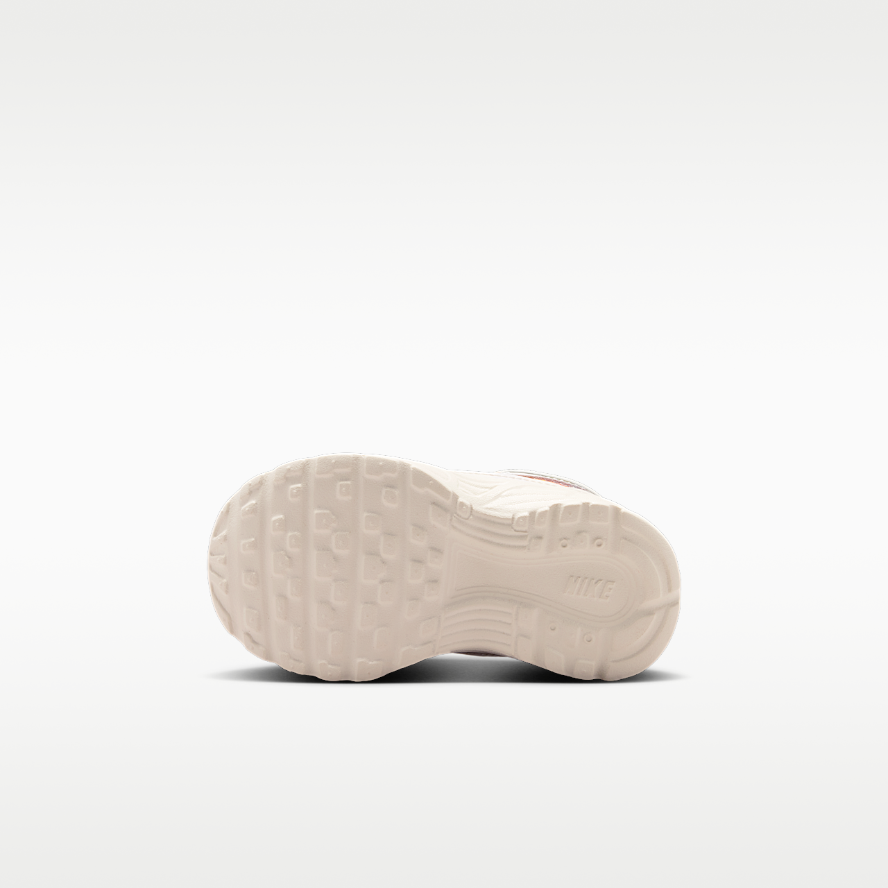 Nike P-6000 sneaker Sail/Cosmic Clay/Volt Ice/Zwart