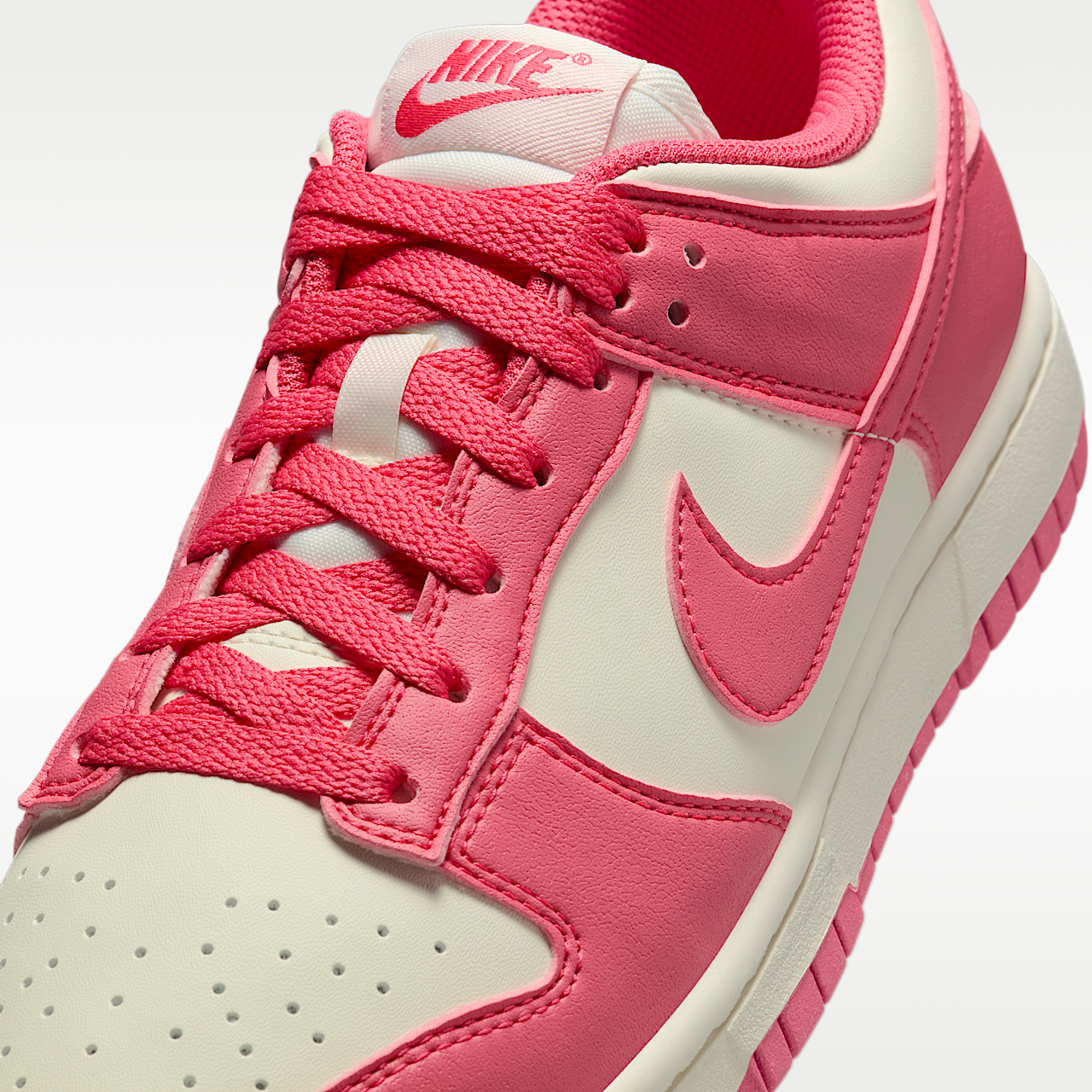 Nike Dunk Low sneaker Aster Pink/Sail/Aster Pink