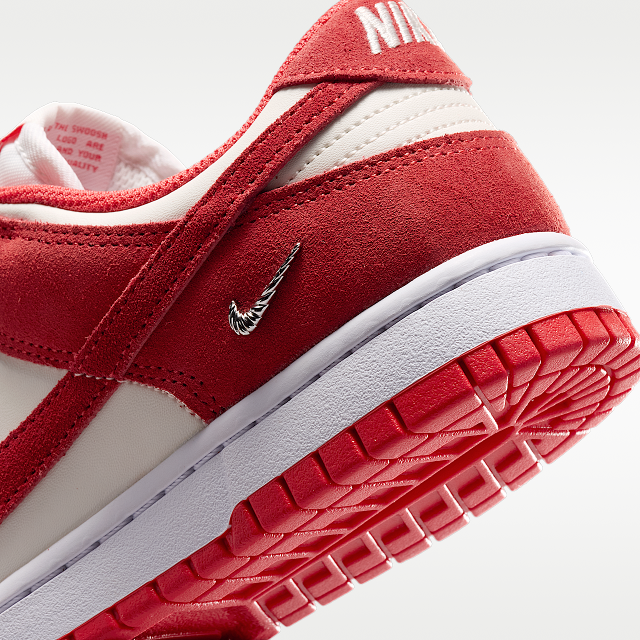 Nike Dunk Low sneaker Sail/Wit/Metallic Silver/Light Crimson