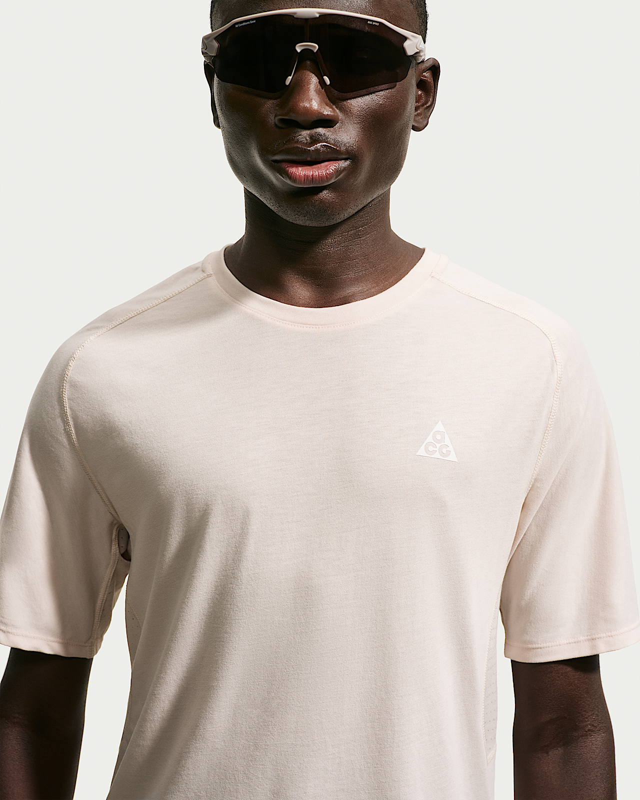 Мужские  Nike ACG "Solar Chase" Dri-FIT ADV Trail Top для бега