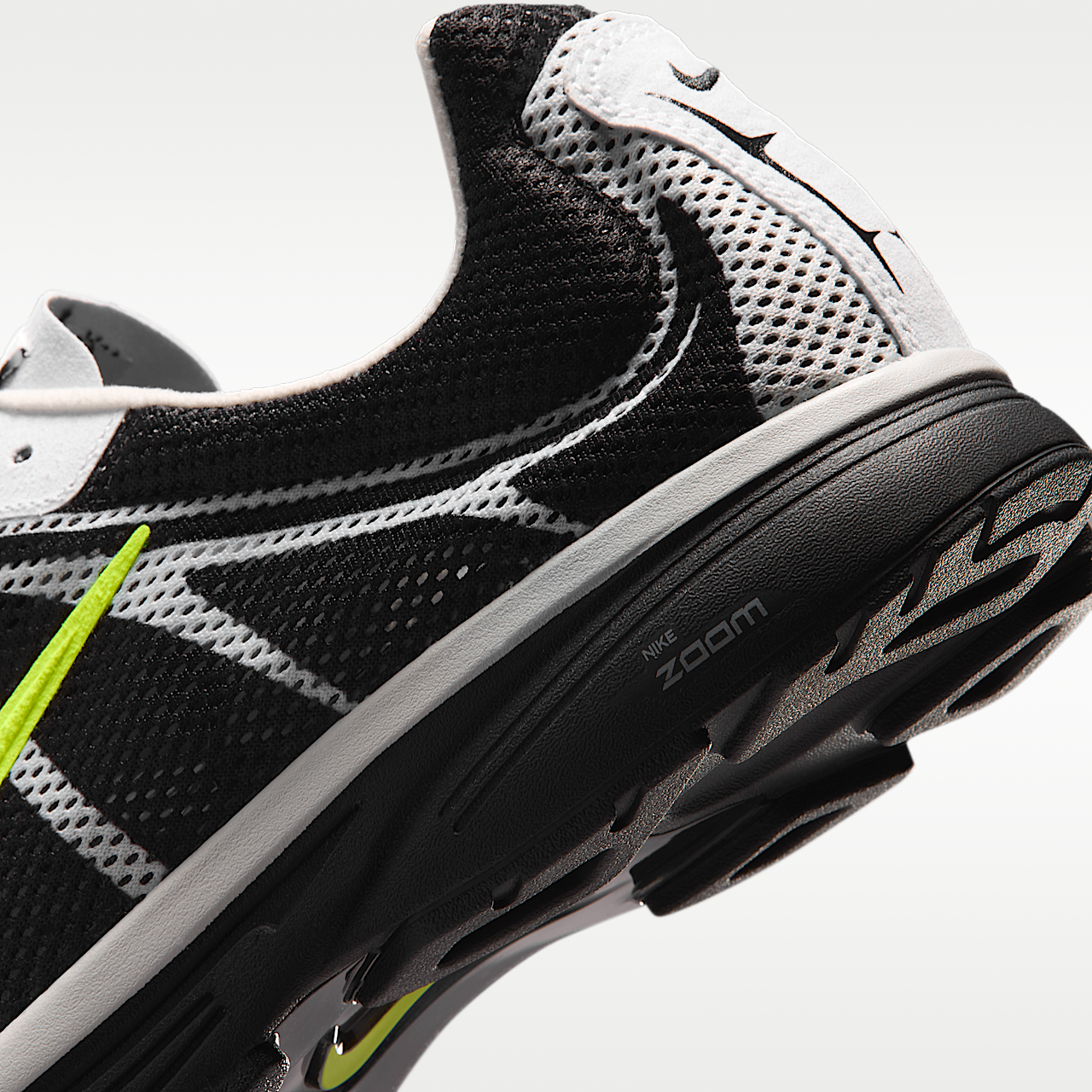 Nike  sneaker Zwart/Summit White/Volt