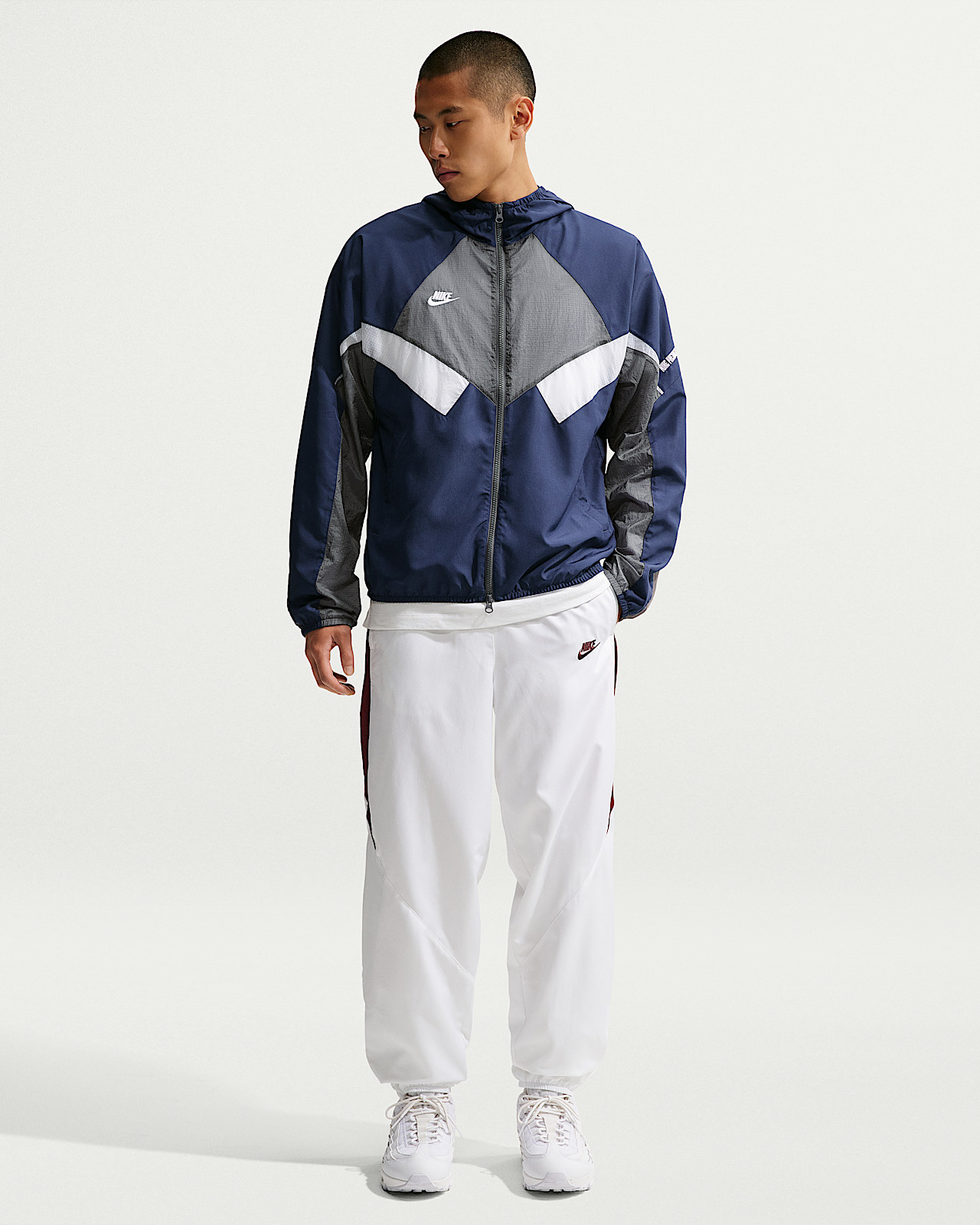 Мужские  Nike Premier Repel Soccer Woven Pants