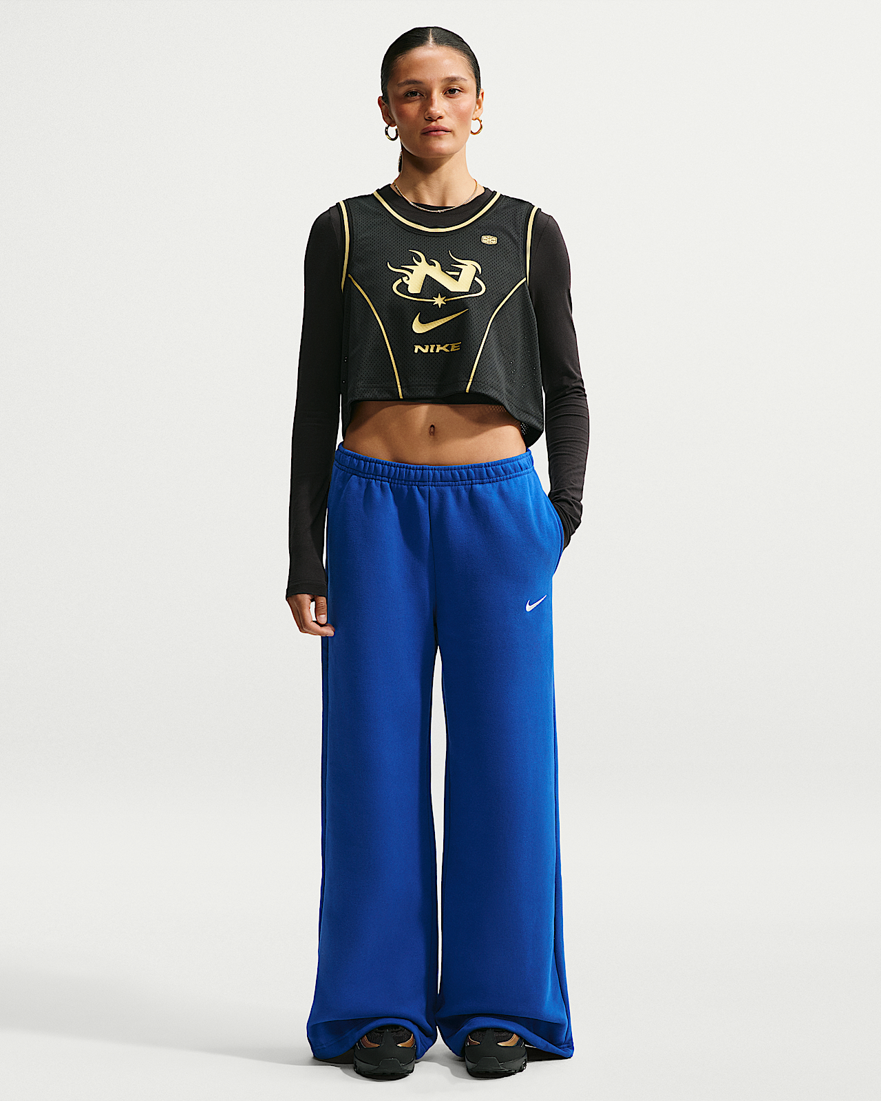 Женские  Nike Studio Fleece Medium Weight Mid-Rise Wide-Leg Pants