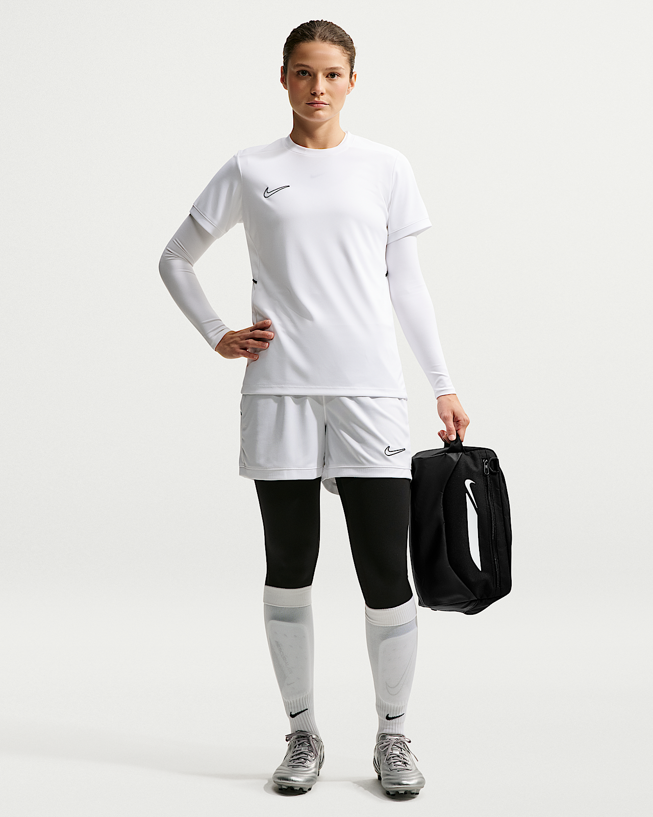 Женская сумка Nike Academy Bag (11L)