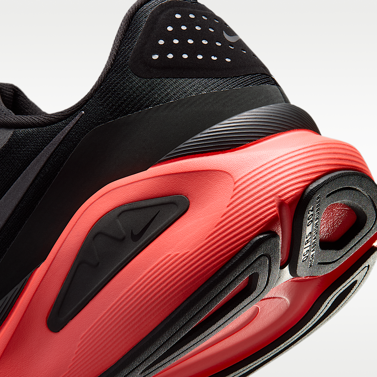 Nike  sneaker Zwart/Bright Crimson/Dark Smoke Grey/Metallic Dark Grey